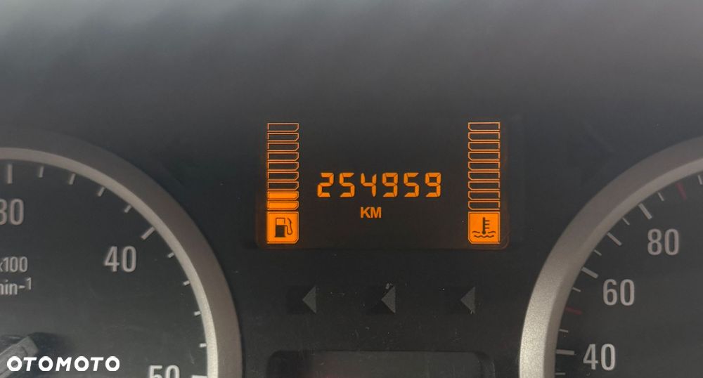 Opel Vivaro - 7