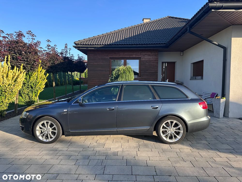 Audi A6 Avant 4.2 quattro tiptronic - 11