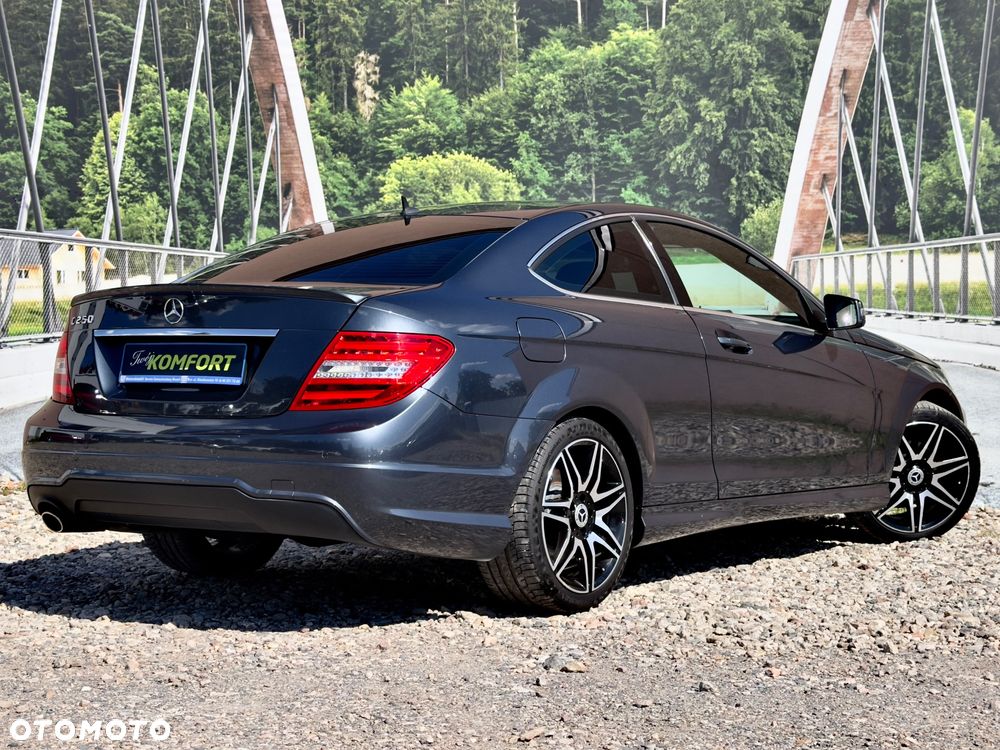 Mercedes-Benz Klasa C 250 Sport 7G-TRONIC - 13