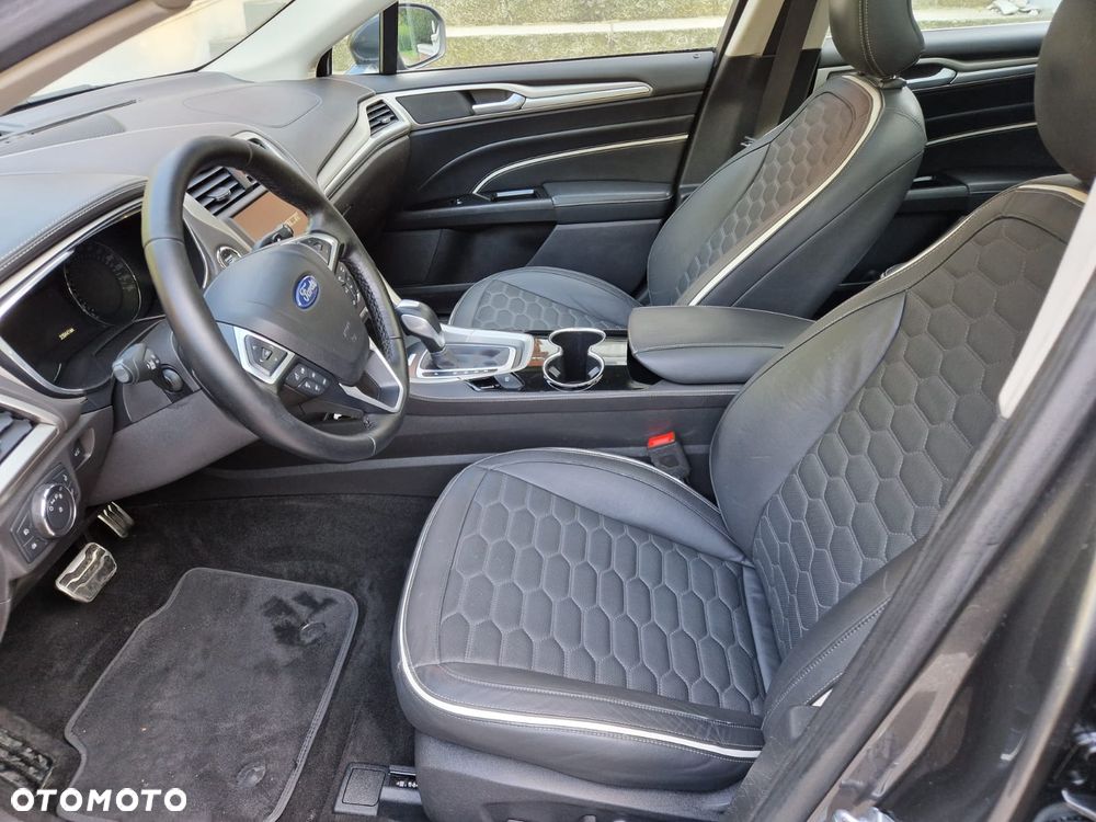 Ford Mondeo - 18