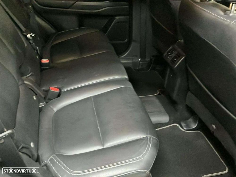Mitsubishi Outlander 2.4 PHEV Instyle - 15