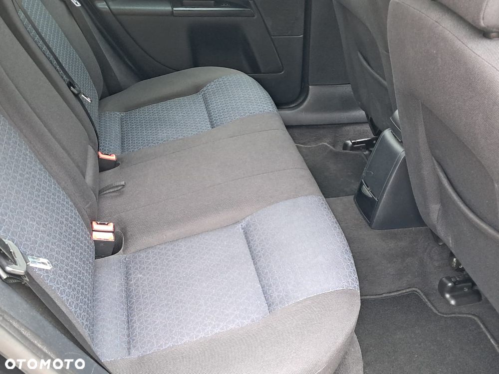 Ford Mondeo - 10