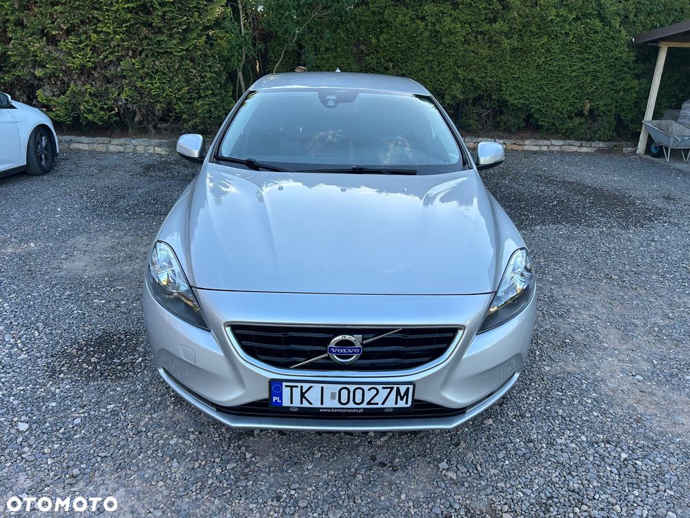 Volvo V40 D2 Momentum - 8