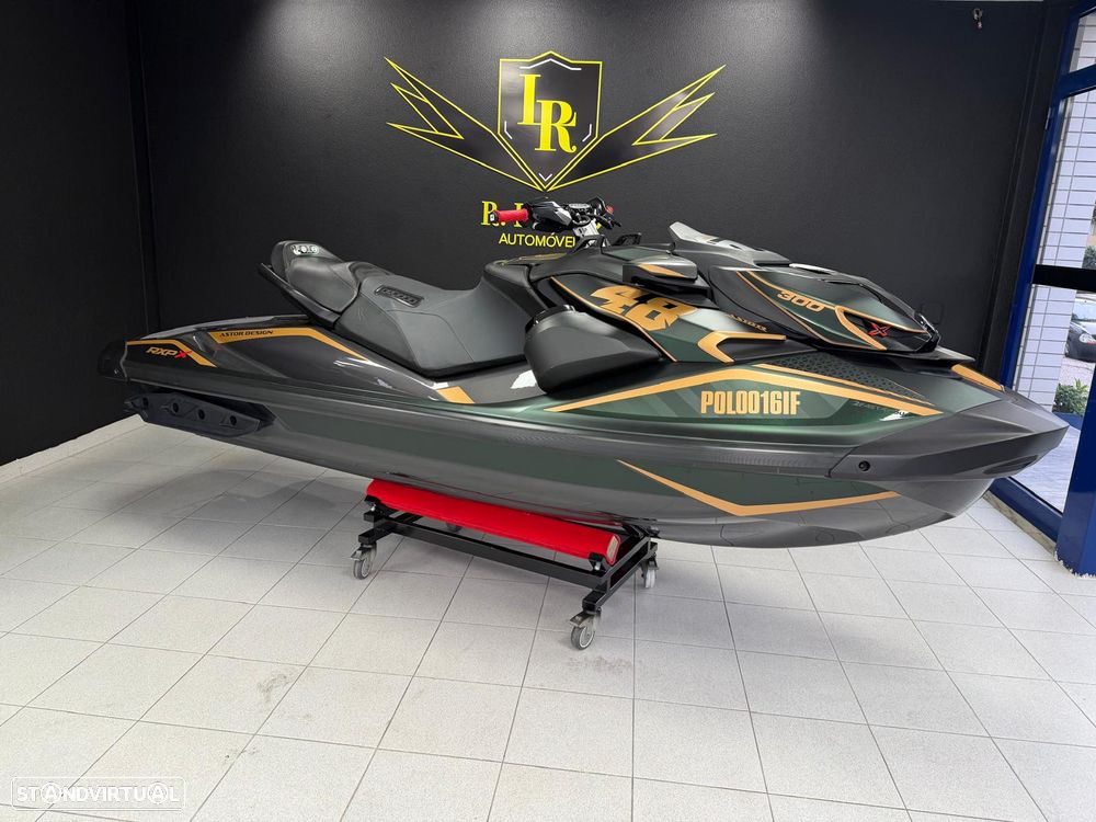 Sea-Doo RXP- X 300 - 12