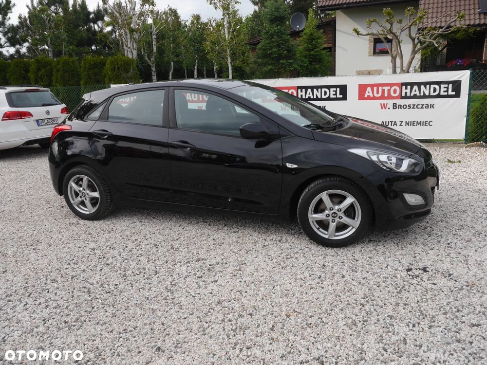 Hyundai i30 1.4 Classic - 11