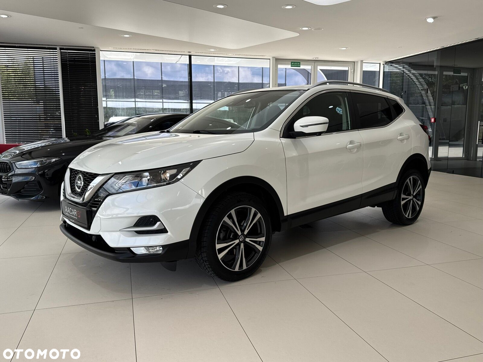 Nissan Qashqai 1.3 DIG-T N-Connecta - 2