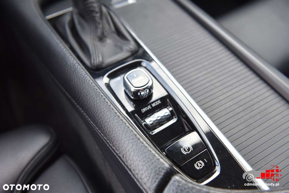 Volvo V90 T5 Momentum - 28