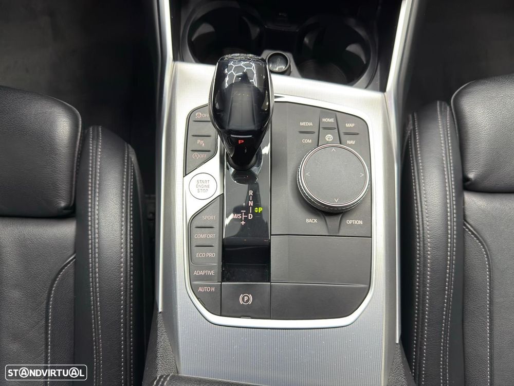 BMW 320 d Touring Line Sport Shadow Auto - 40