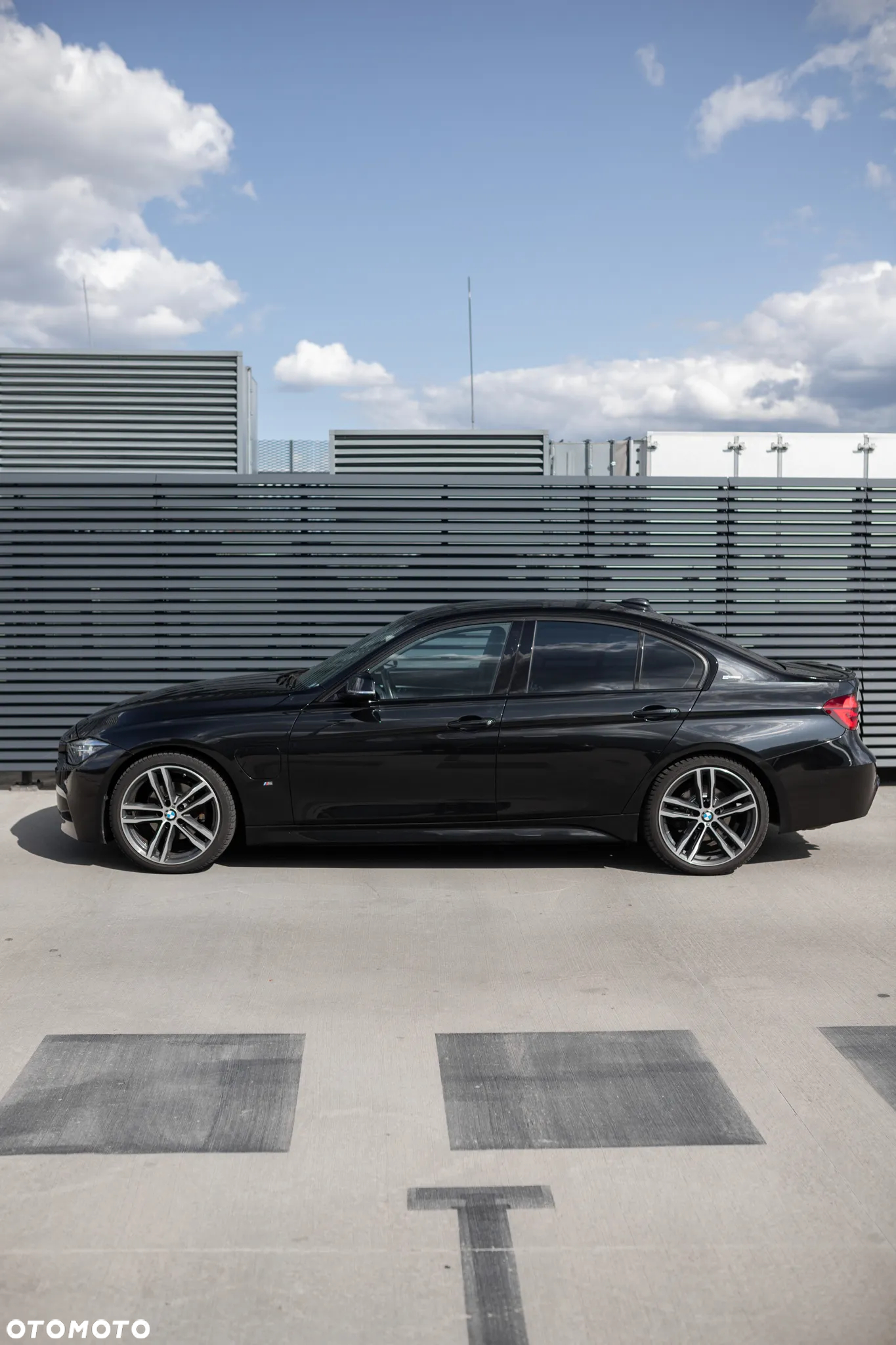 BMW Seria 3 330e iPerformance M Sport Shadow - 2