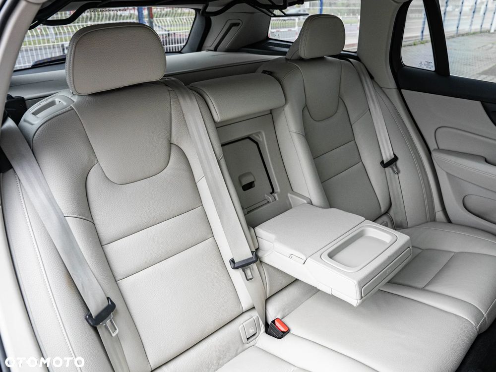Volvo V60 B4 D Geartronic Inscription - 25