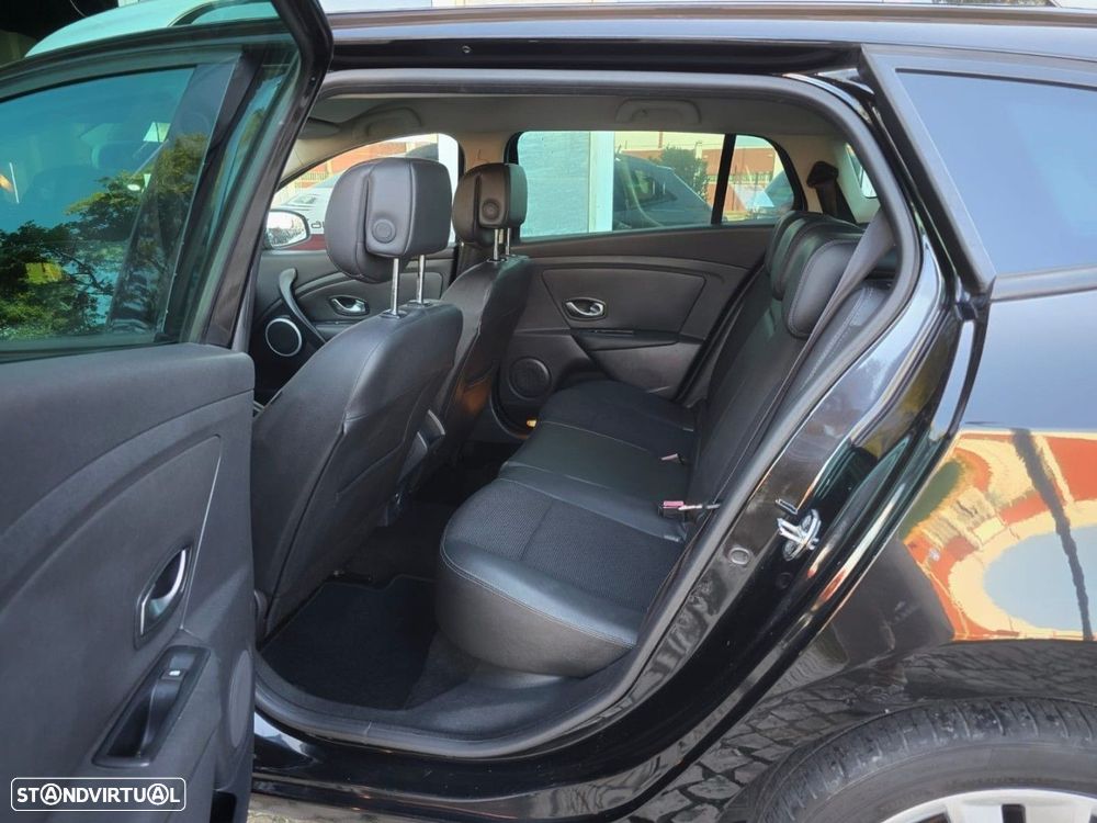 Renault Mégane Sport Tourer 1.5 dCi Dynamique S - 8