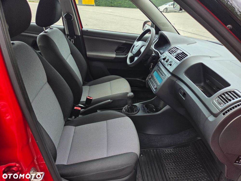 Skoda Fabia 1.2 TSI Ambiente - 12