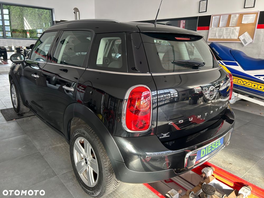 MINI Countryman One D Blackyard - 5