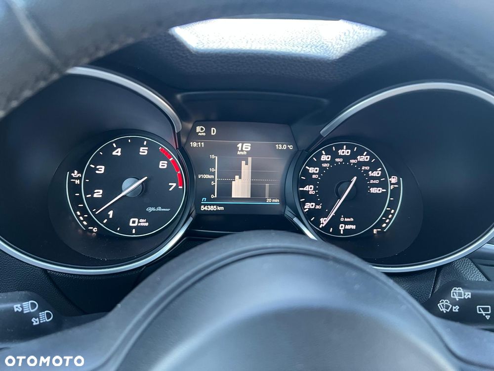 Alfa Romeo Stelvio 2.0 Turbo Veloce Q4 - 37