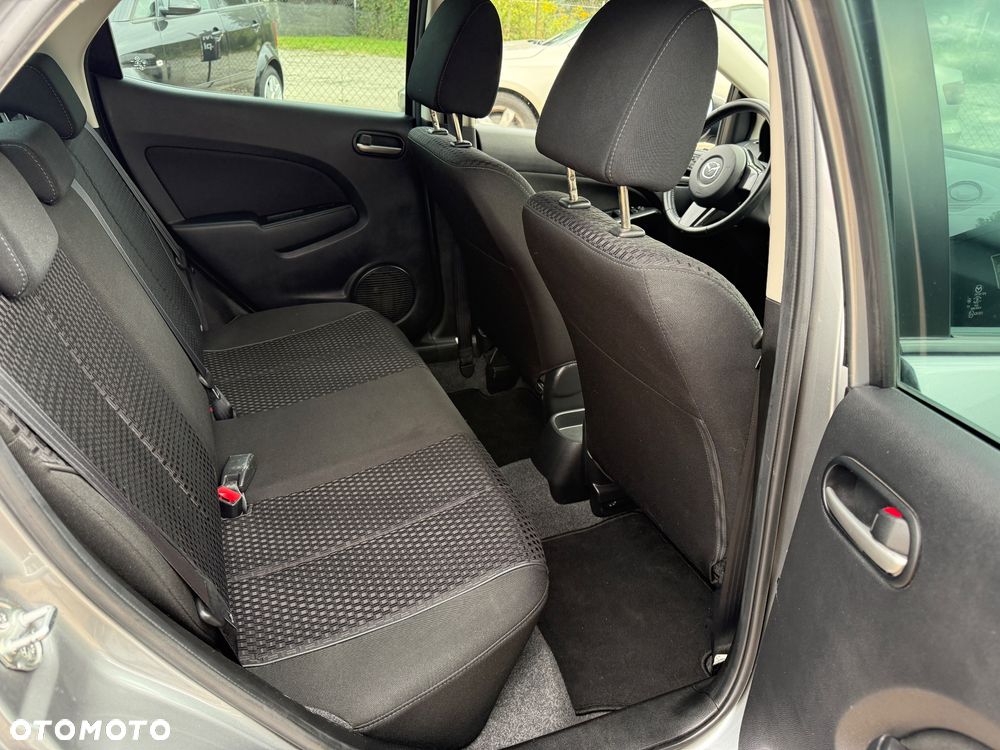 Mazda 2 1.3 Exclusive - 22