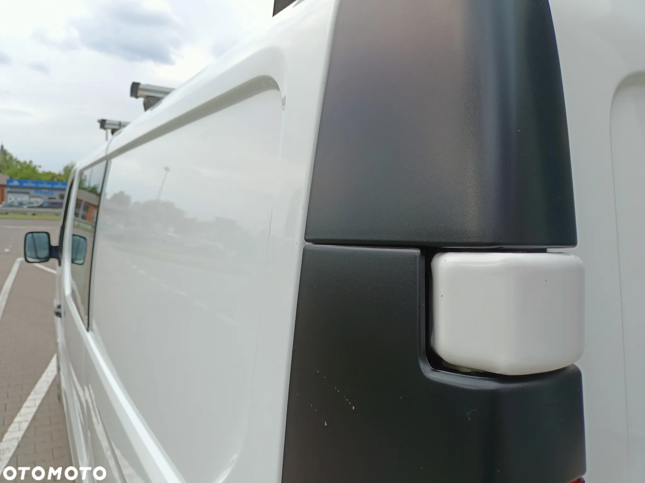 Opel VIVARO 5-cio OSOBOWY LONG - 9