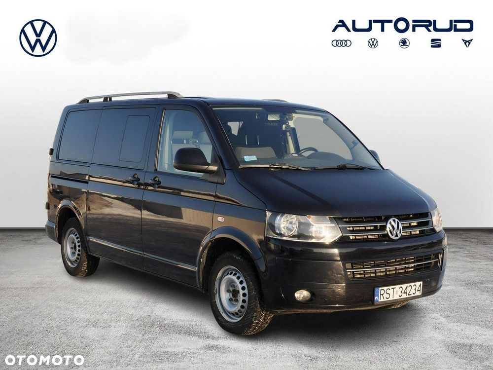 Volkswagen Caravelle - 2