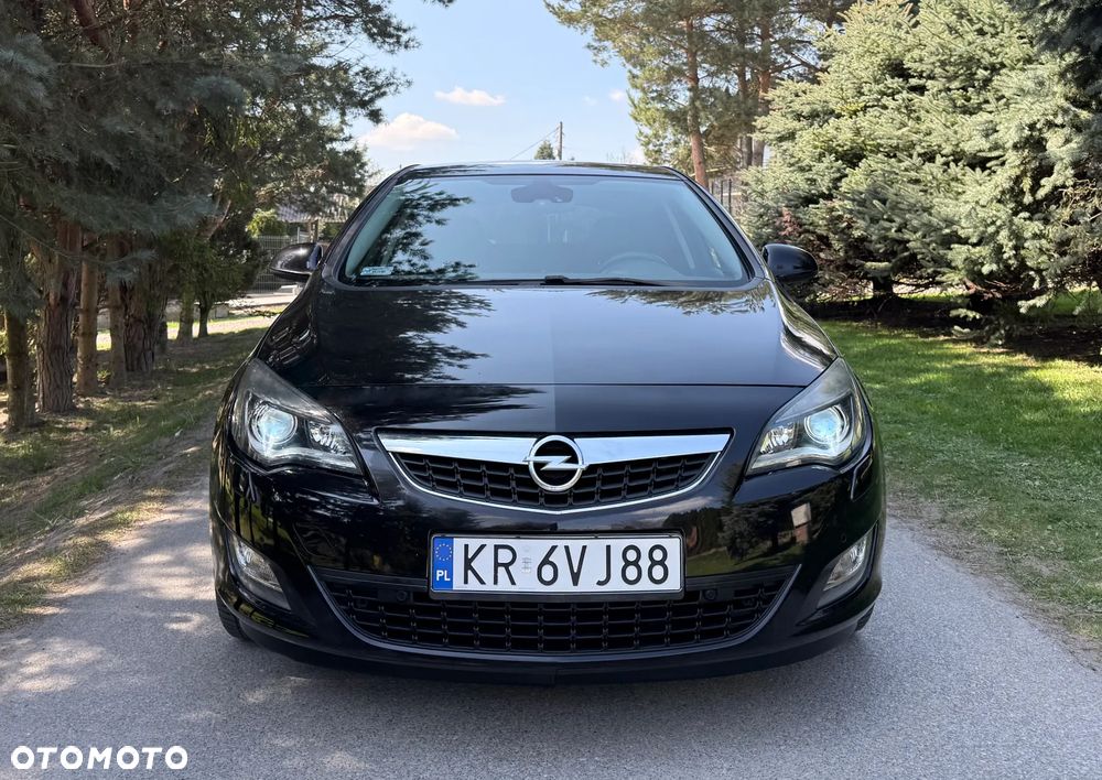 Opel Astra 1.4 Turbo Cosmo - 3