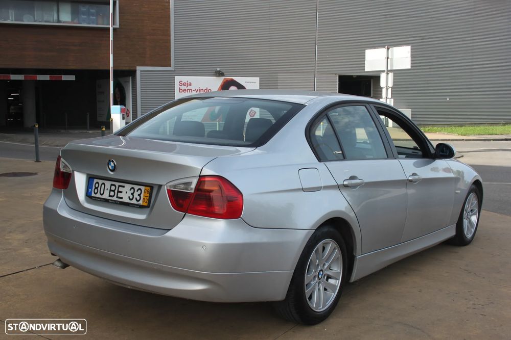 BMW 320 d Exclusive - 31