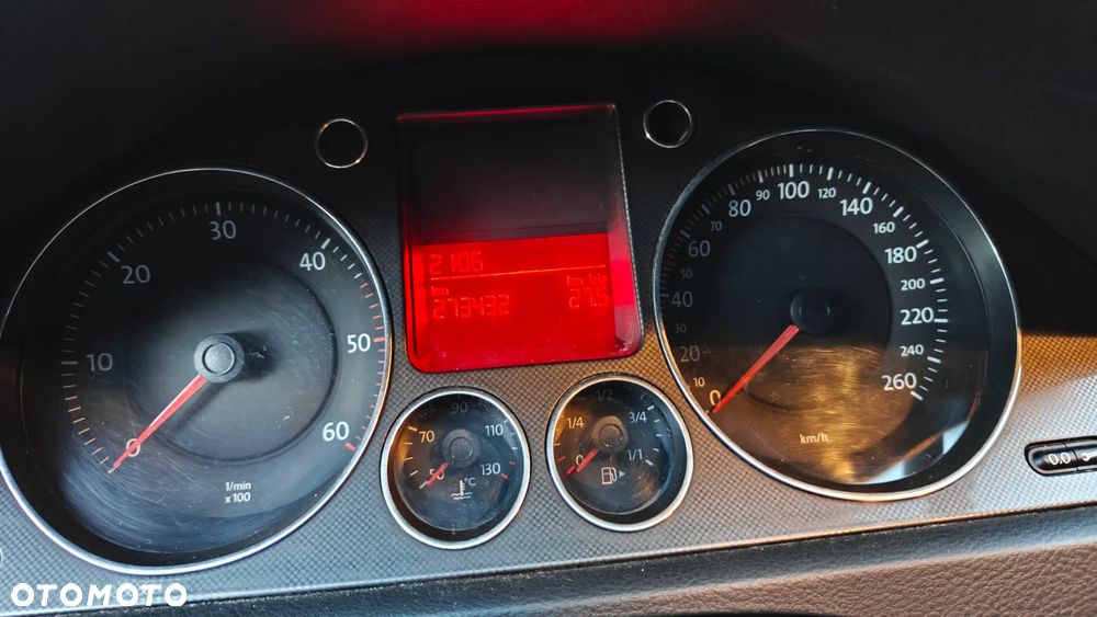 Volkswagen Passat - 9