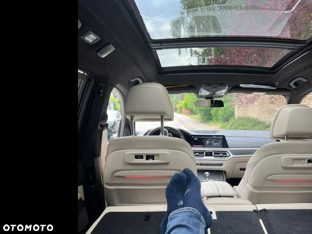 BMW X7 M50d sport - 24