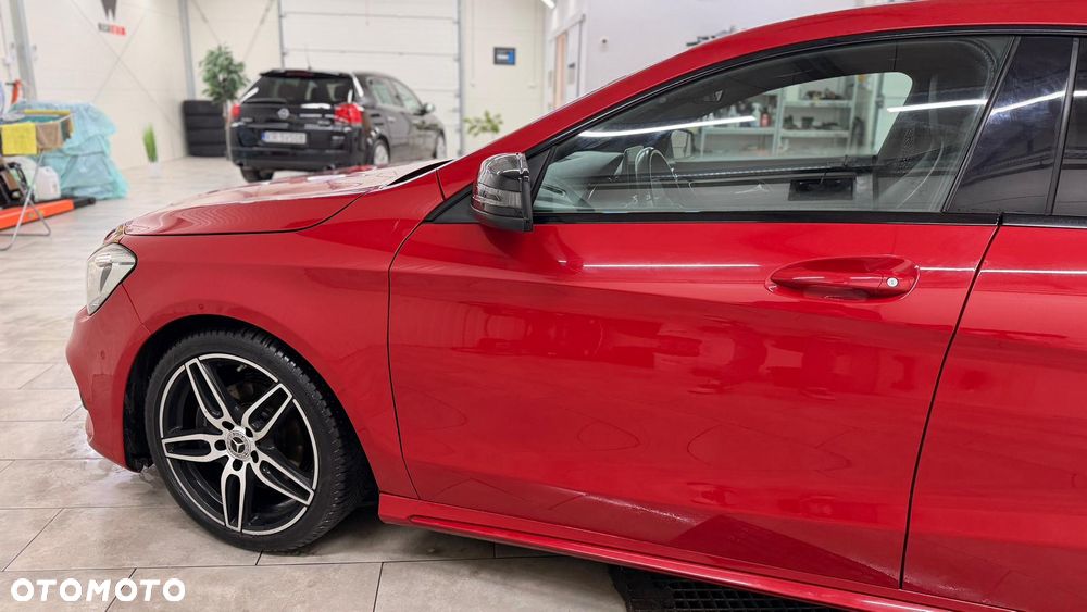 Mercedes-Benz CLA 180 AMG Line - 7