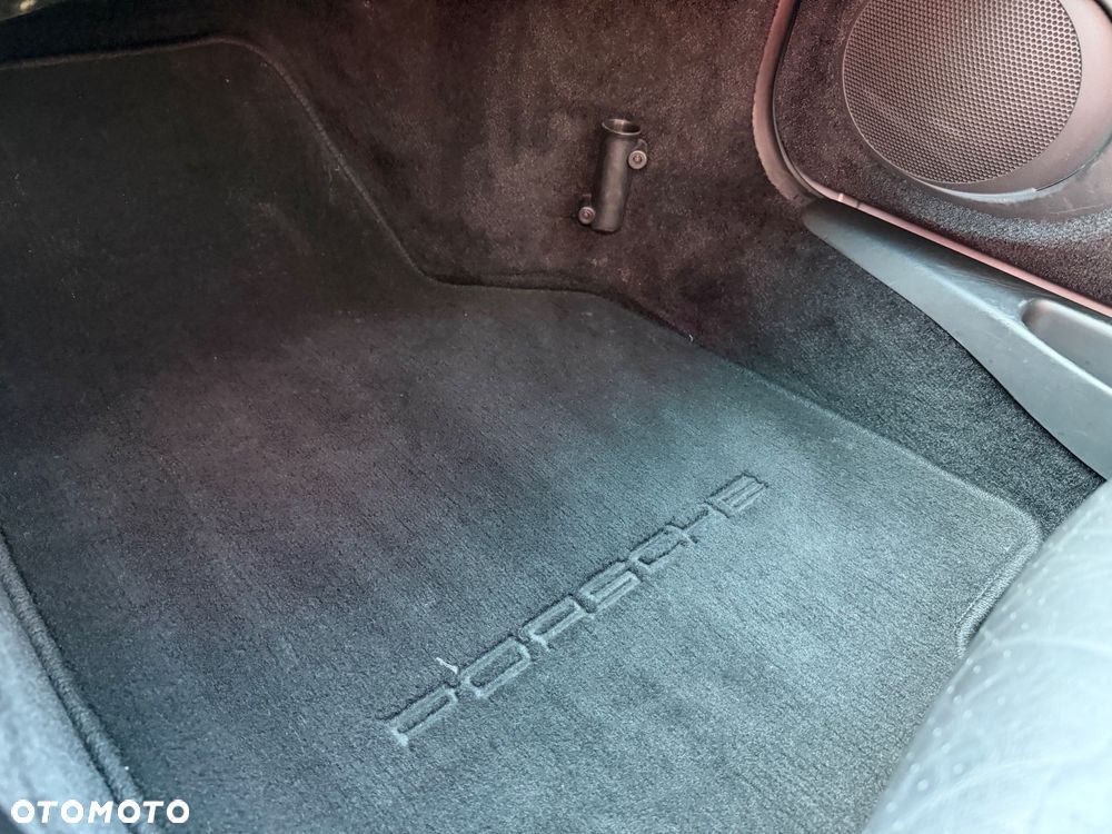 Porsche 911 - 37