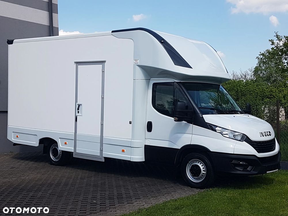 Iveco DAILY KONTENER NISKOPODŁOGOWY 4,44x2,23x2,42 SKLEP FOODTRUCK BAR KLIMA KONIOWÓZ KAMPER 35S14 KRAJOWY - 1