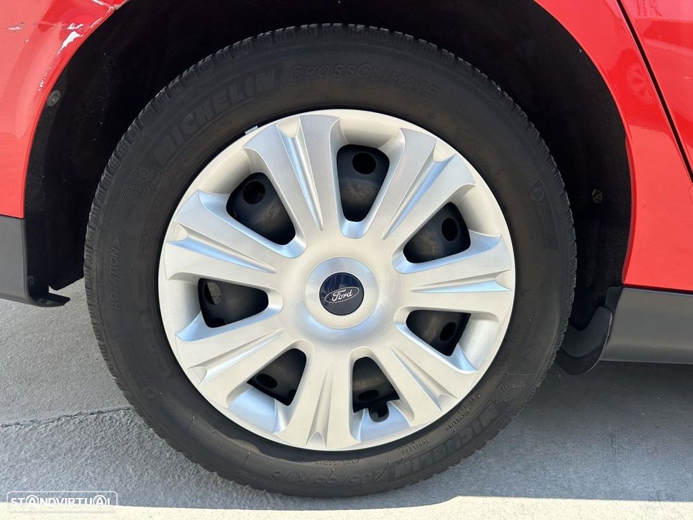 Ford Focus SW 1.0 EcoBoost S&S TREND - 4