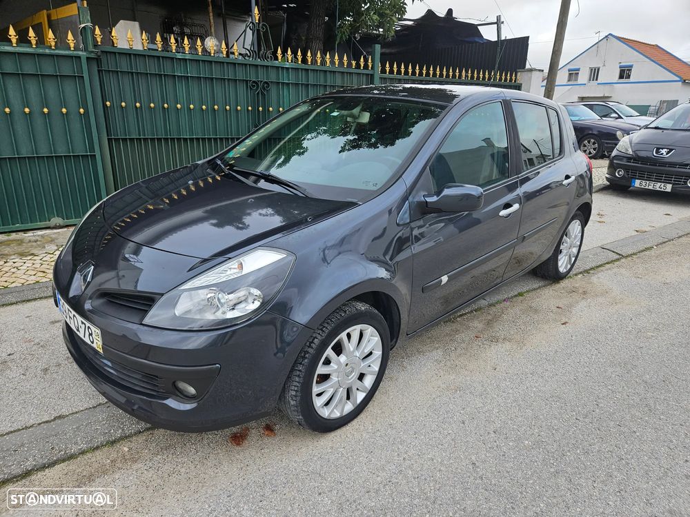 Renault Clio 1.2 TCE Dynamique S - 1
