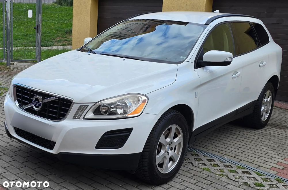 Volvo XC 60 D3 Kinetic - 1