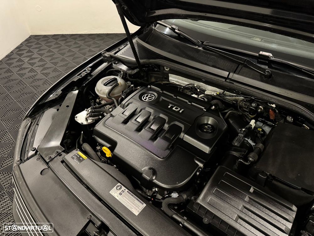 VW Passat Variant 1.6 TDI Confortline - 55