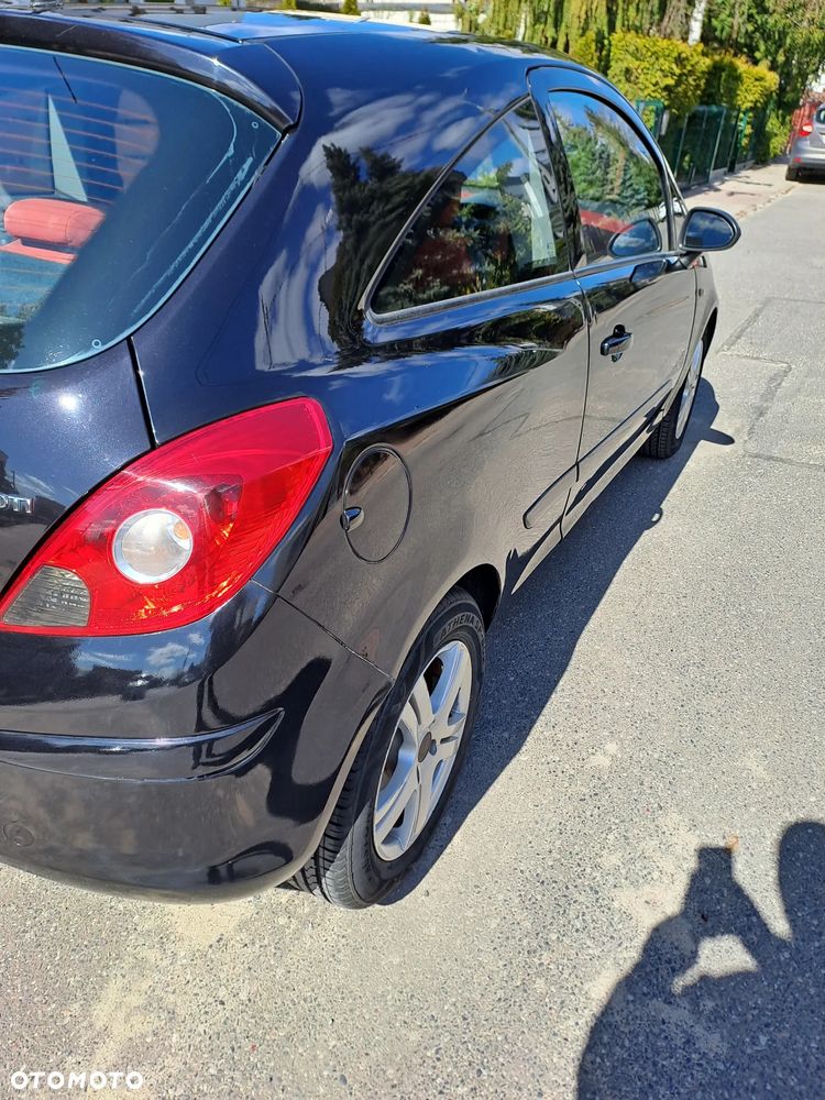 Opel Corsa 1.3 CDTI Essentia - 4