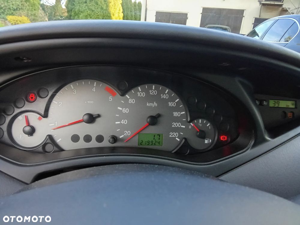 Ford Focus 1.8 TDCi Titanium - 28