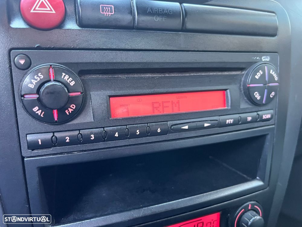 Seat Ibiza 1.4 TDI SPORT - 11