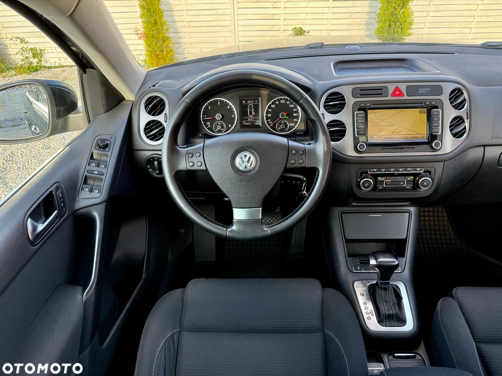 Volkswagen Tiguan 2.0 TDI DPF 4Motion BlueMotion Technology DSG Exclusive - 6
