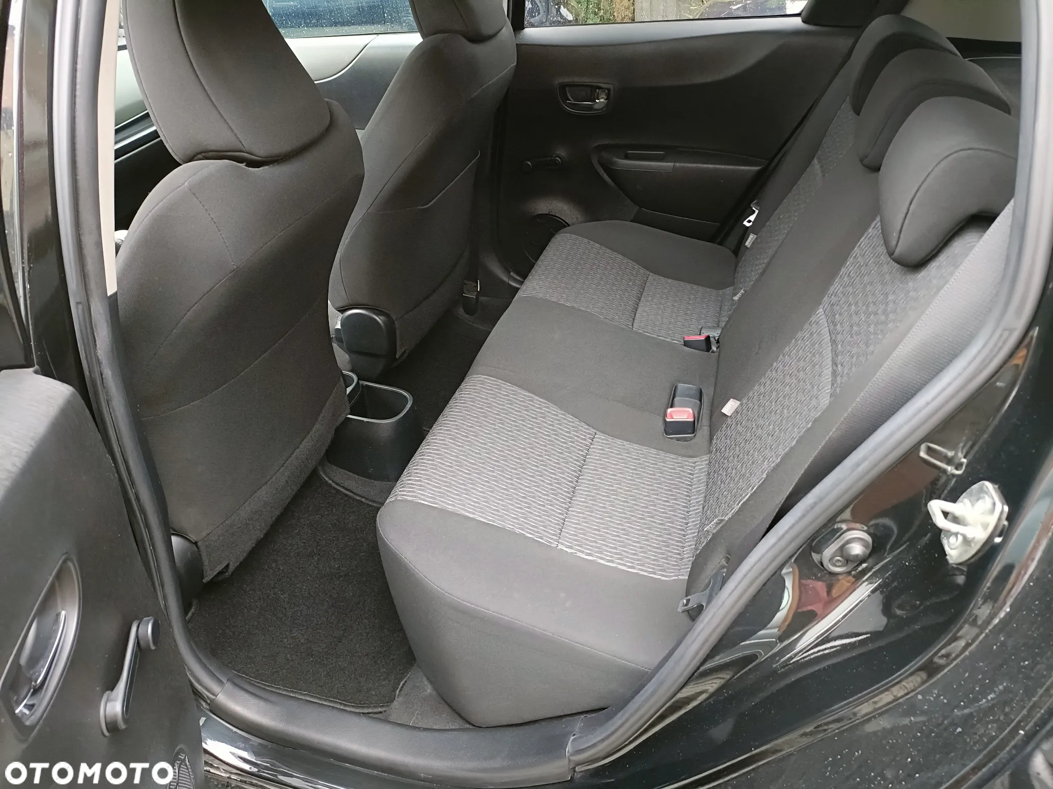 Toyota Yaris 1.33 VVT-i Edition - 13