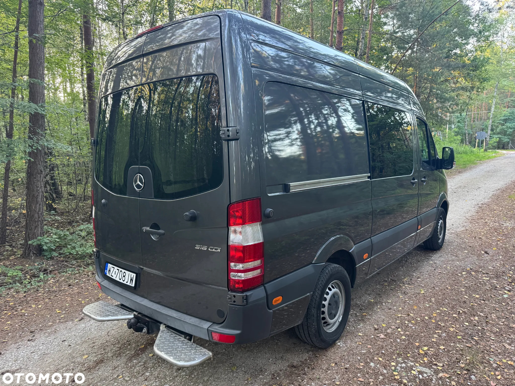 Mercedes-Benz Sprinter - 4