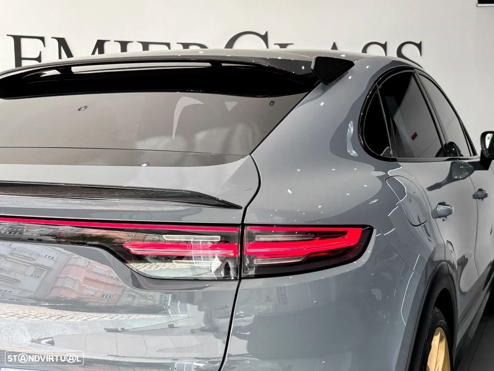 Porsche Cayenne Coupé Turbo GT Tiptronic S - 34