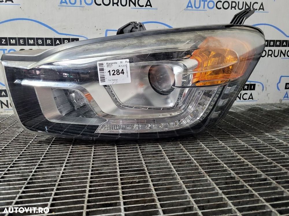 Far Stanga SsangYong Korando III Facelift 2013 2013 - 2017 SUV 4 Usi (1284) Cu lupă - 1