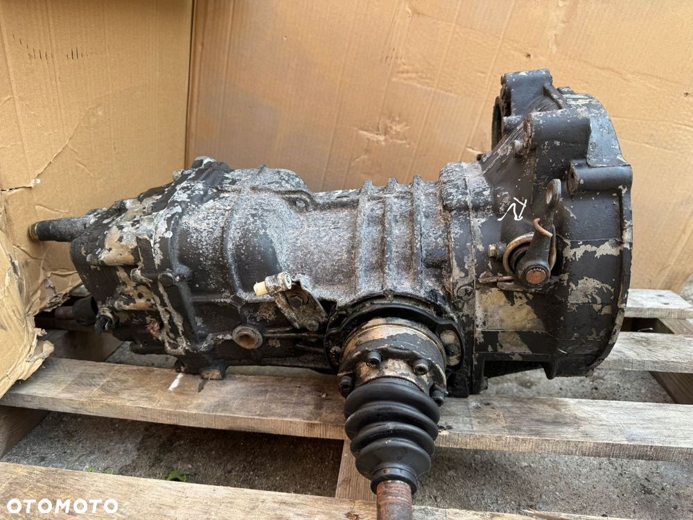 skrzynia biegów vw t2 1.6 cu cg transporter oryginał kompletna t3 - 3