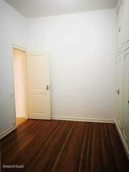 Apartamento T2+1 no Bairro da Ajuda - Grande imagem: 4/12