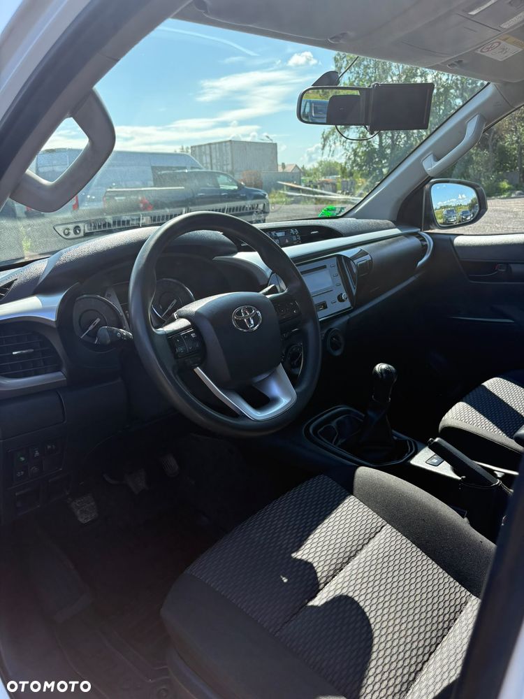 Toyota Hilux 2.4 D-4D Double Cab DL 4x4 - 11