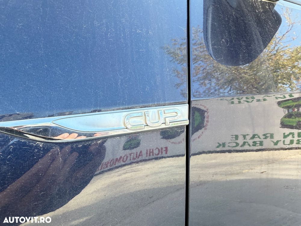 Volkswagen Golf 1.6 BlueTDI Cup - 18