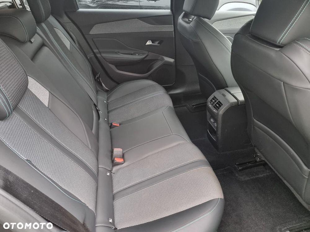 Peugeot 308 1.5 BlueHDi Allure S&S - 23