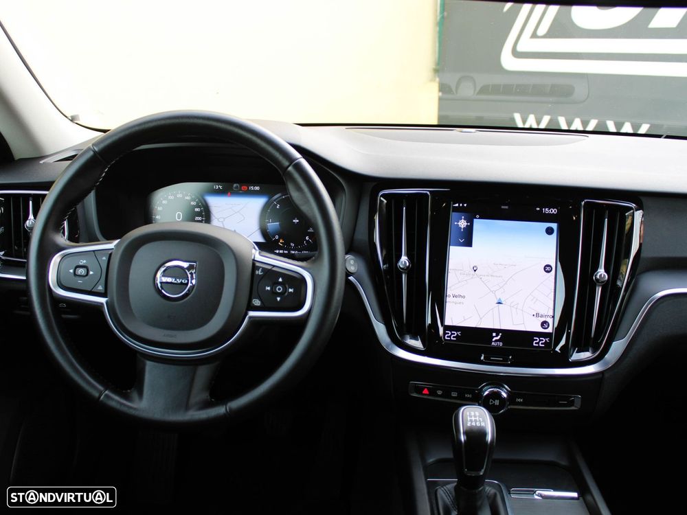 Volvo V60 2.0 D3 - 23