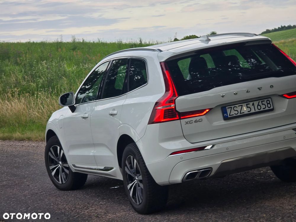 Volvo XC 60 T6 AWD Plug-In Hybrid Inscription - 2