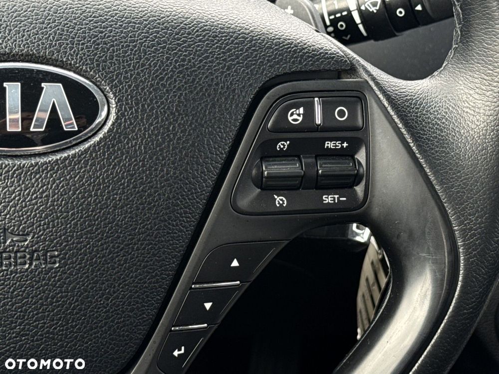 Kia Ceed - 19
