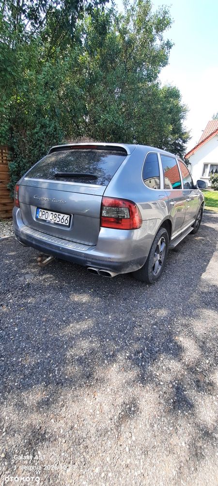 Porsche Cayenne - 3