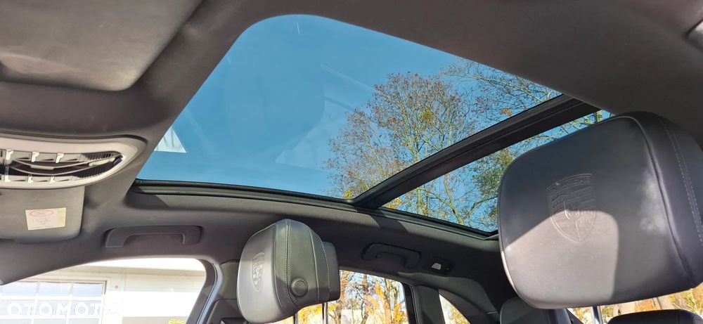 Porsche Macan Standard - 22